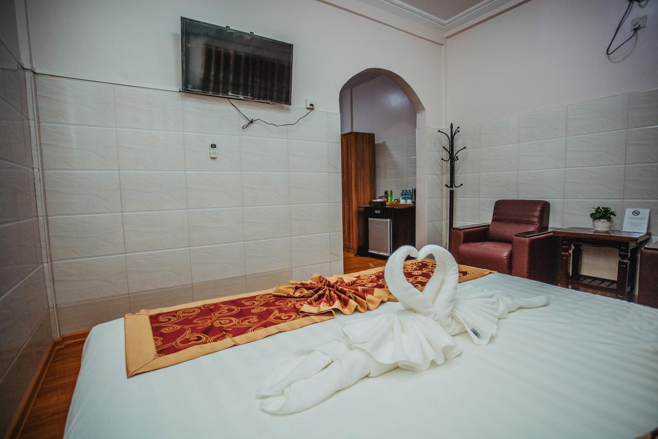Hotel Amber Palace